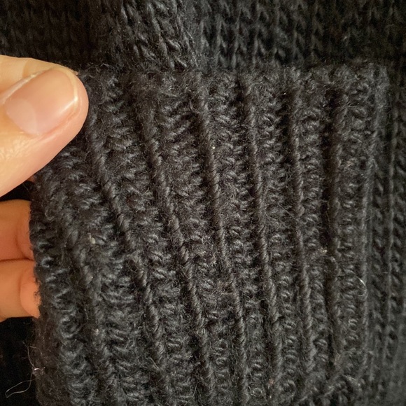 Beautiful black sleeveless sweater cardigan in size XL - Picture 4 of 9